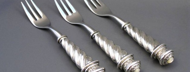 Dessert Fork with Mother of Pearl